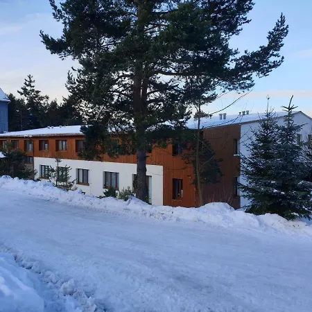 - 23 - Wifi, Parking, Netflix